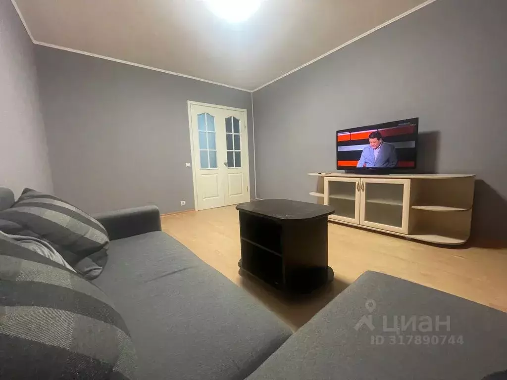2-к кв. Пензенская область, Пенза ул. Богданова, 92 (60.0 м) - Фото 1