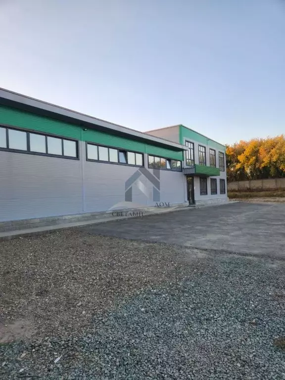 Помещение свободного назначения в Алтайский край, Барнаул просп. ... - Фото 1