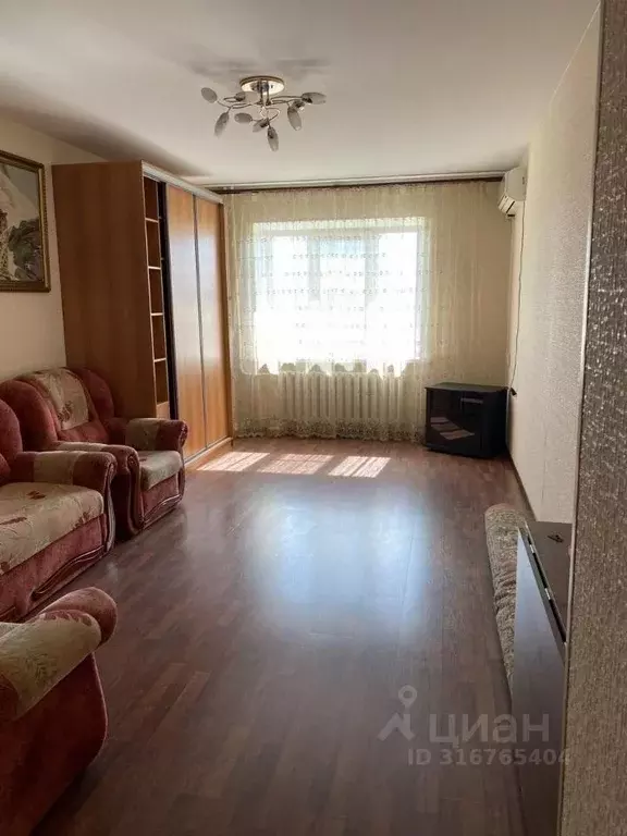 2-к кв. Саратовская область, Саратов проезд 7-й Дегтярный, 1а (65.0 м) - Фото 0