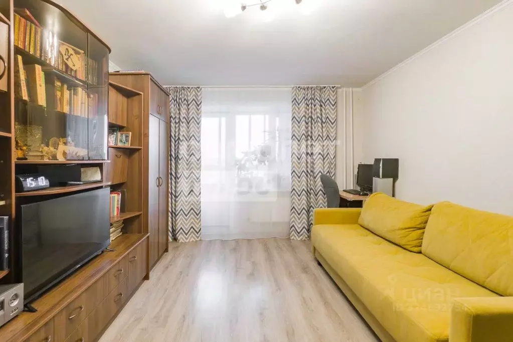 3-к кв. Свердловская область, Екатеринбург ул. Электриков, 11 (67.8 м) - Фото 1