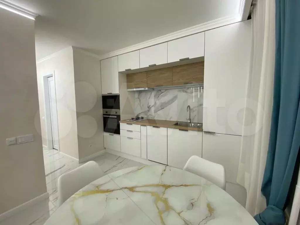 2-к. квартира, 40 м, 1/9 эт. - Фото 1