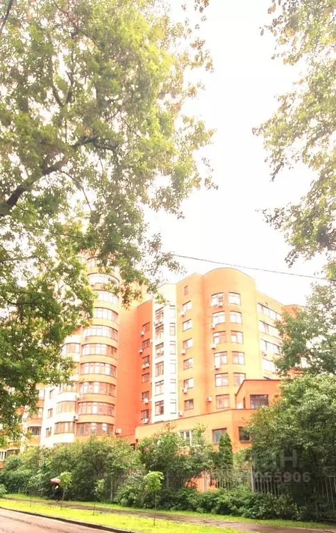 Гараж в Москва ул. Хромова, 5 (9 м) - Фото 1