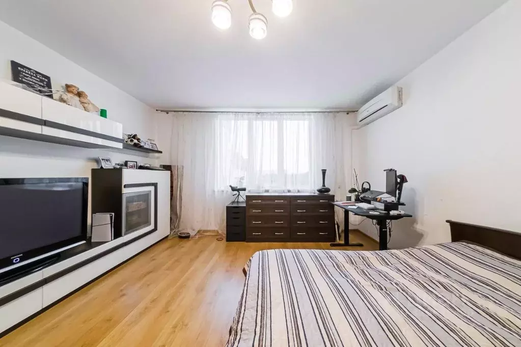 3-к кв. Свердловская область, Екатеринбург Широкая Речка мкр, ул. ... - Фото 0