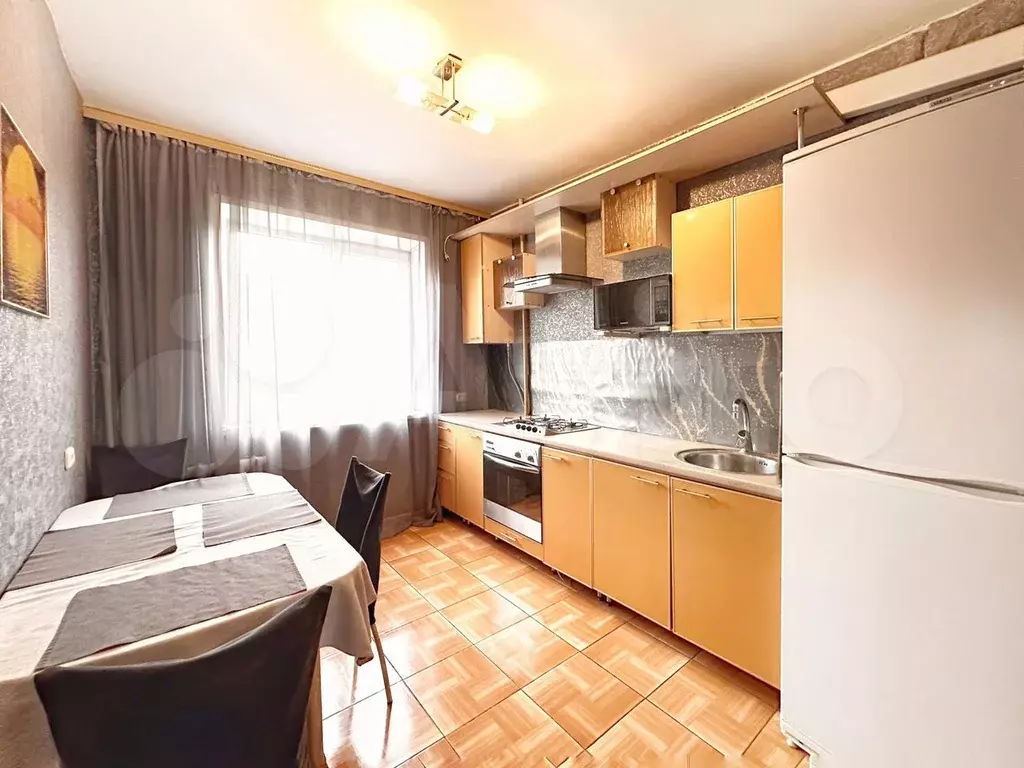 4-к. квартира, 82 м, 7/10 эт. - Фото 0