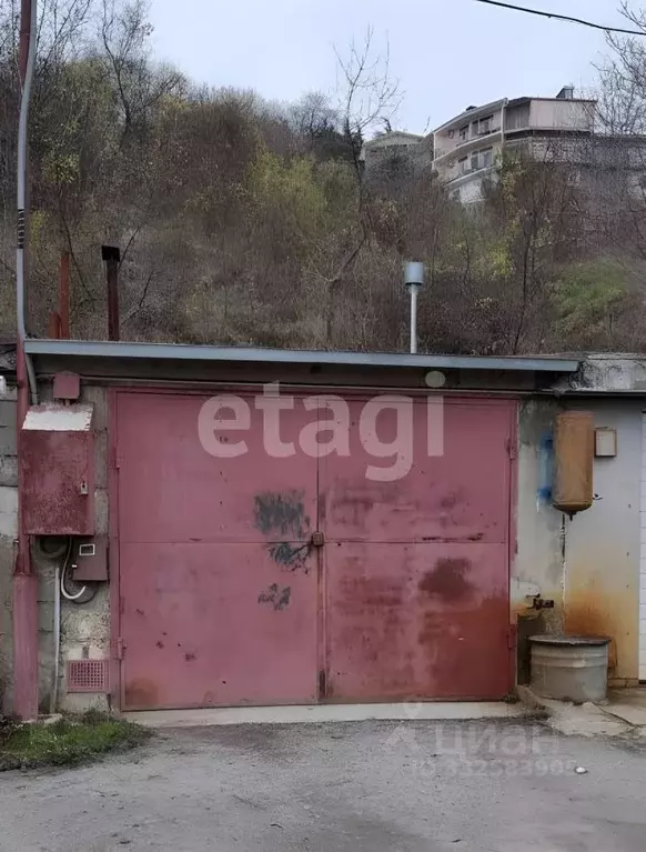 Гараж в Крым, Ялта ул. Ореховая, 21 (26 м) - Фото 1