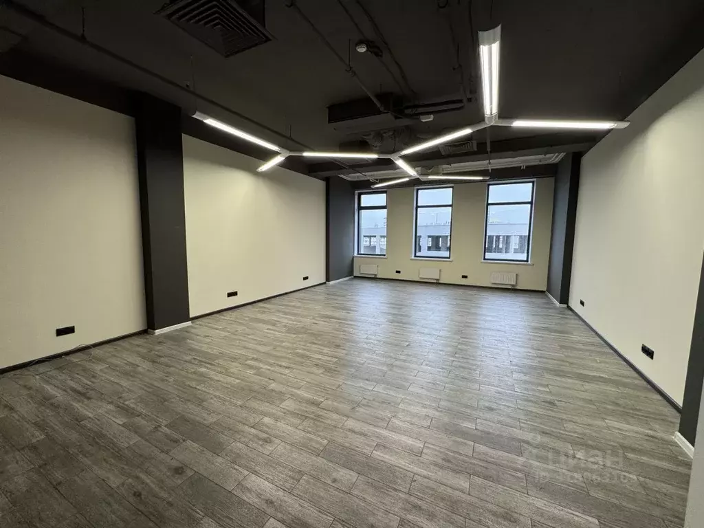 Офис в Свердловская область, Екатеринбург ул. Ткачей, 23 (51 м) - Фото 2