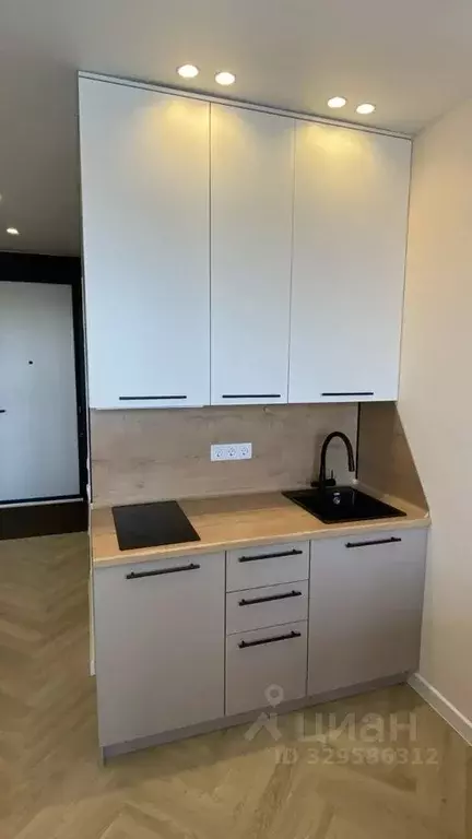 Студия Тюменская область, Тюмень ул. Павла Фитина, 3 (21.5 м) - Фото 2