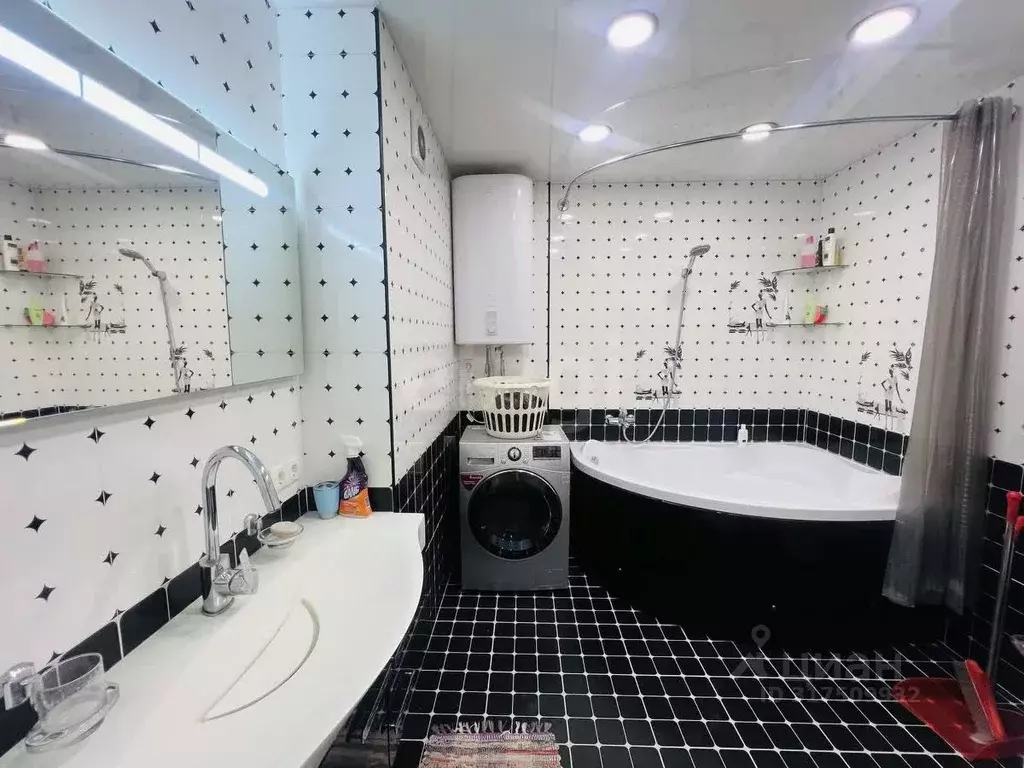 3-к кв. Сахалинская область, Южно-Сахалинск Коммунистический просп., ... - Фото 1