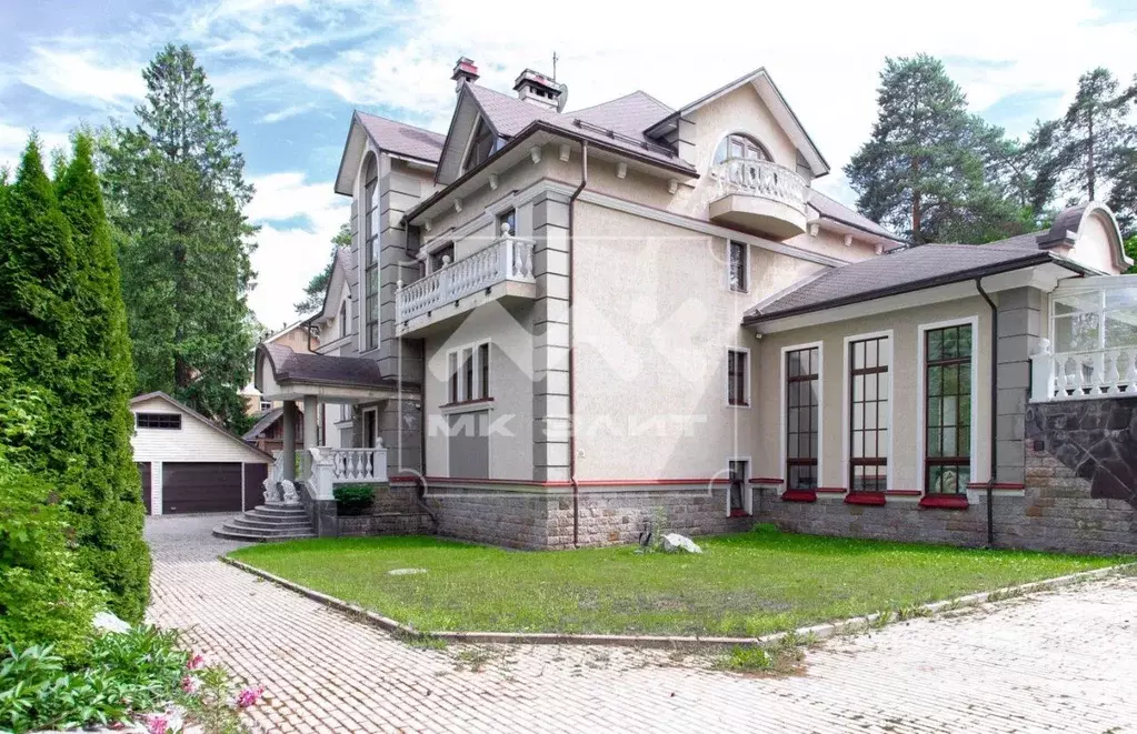 Дом в Санкт-Петербург пос. Песочный, Ленинградская ул., 4 (772 м) - Фото 1