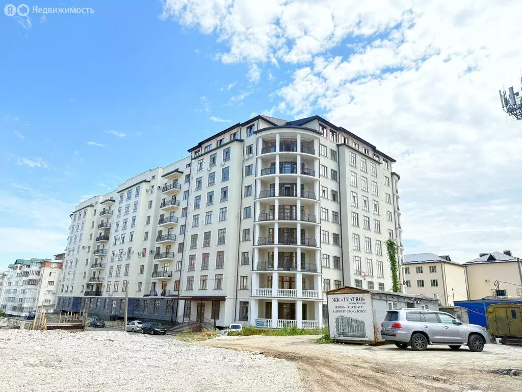 3-комнатная квартира: Нальчик, улица Героя России Т.М. Тамазова, 2А ... - Фото 1