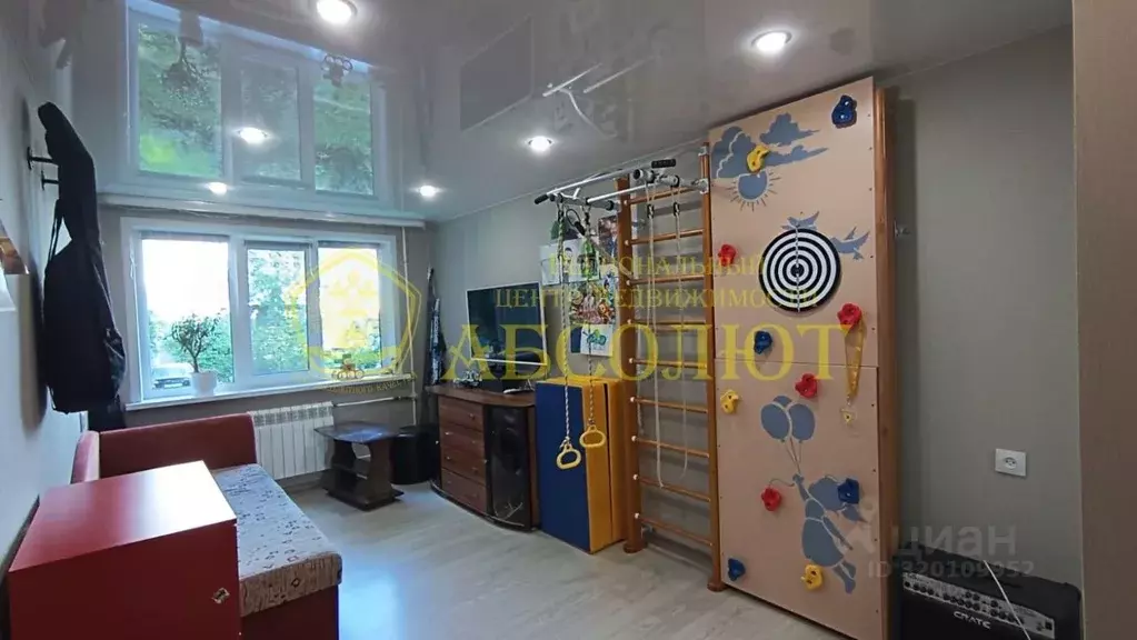 2-к кв. Свердловская область, Ревда ул. Цветников, 44 (45.5 м) - Фото 0