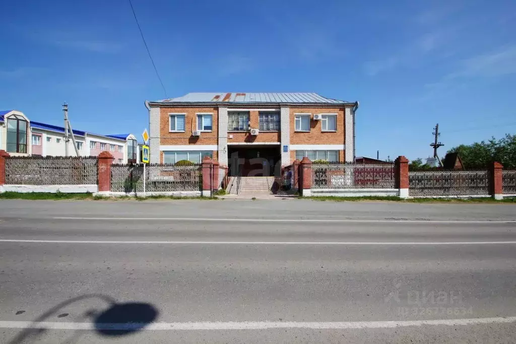 Помещение свободного назначения в Тюменская область, с. Юргинское ул. ... - Фото 1