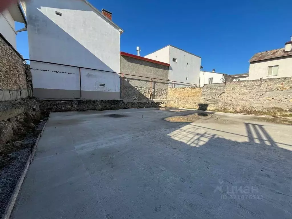 Участок в Севастополь ул. Новикова-Прибоя, 40 (3.9 сот.) - Фото 1