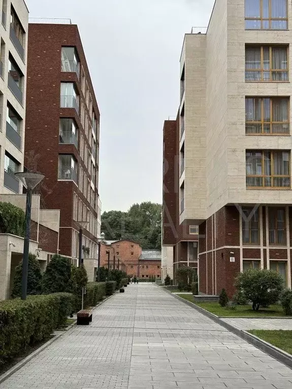 3-к кв. Москва ул. Льва Толстого, 23к1 (168.0 м) - Фото 0