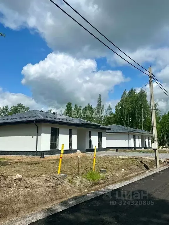 Участок в Санкт-Петербург, Санкт-Петербург, Павловск Павлов Скай кп,  ... - Фото 1