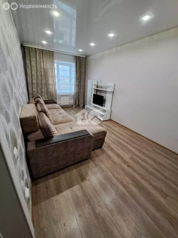 4-комнатная квартира: Новосибирская область, рабочий посёлок Колывань, ... - Фото 2