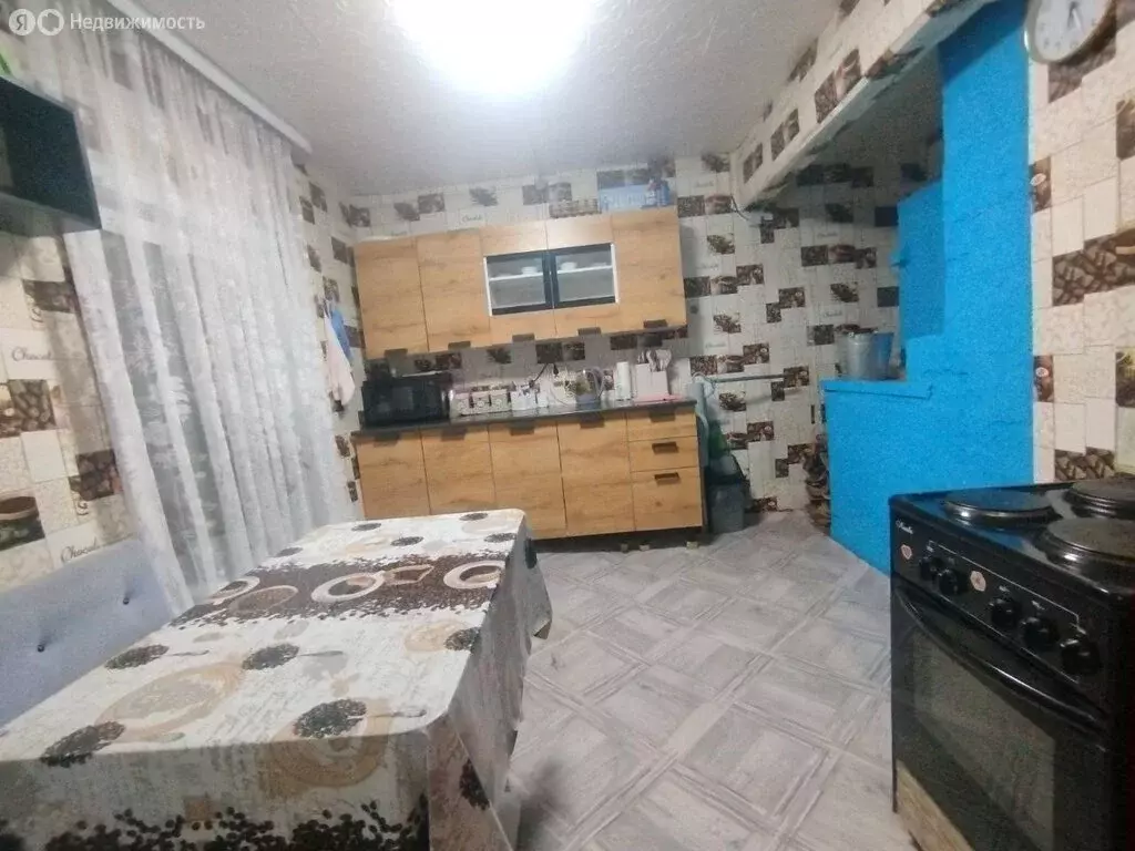 Дом в Иркутский муниципальный округ, деревня Куда, улица Ленина, 29 ... - Фото 1