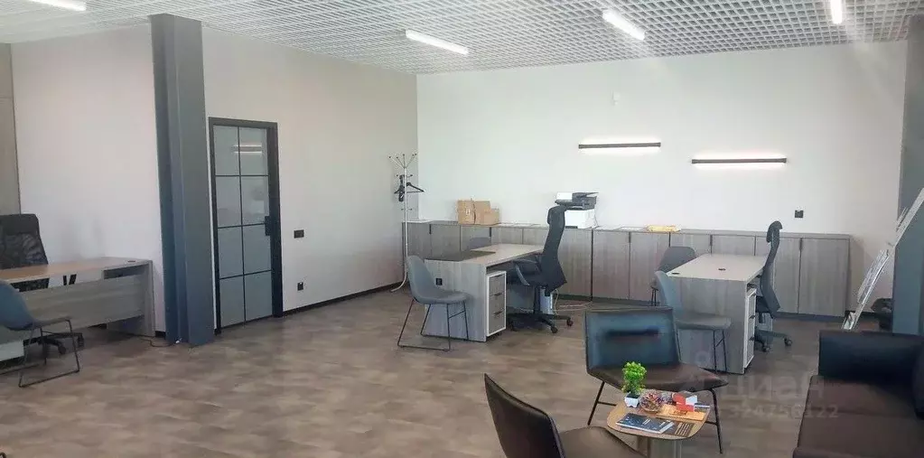 Офис в Санкт-Петербург, Санкт-Петербург, Петергоф ул. Новые Заводы, ... - Фото 2