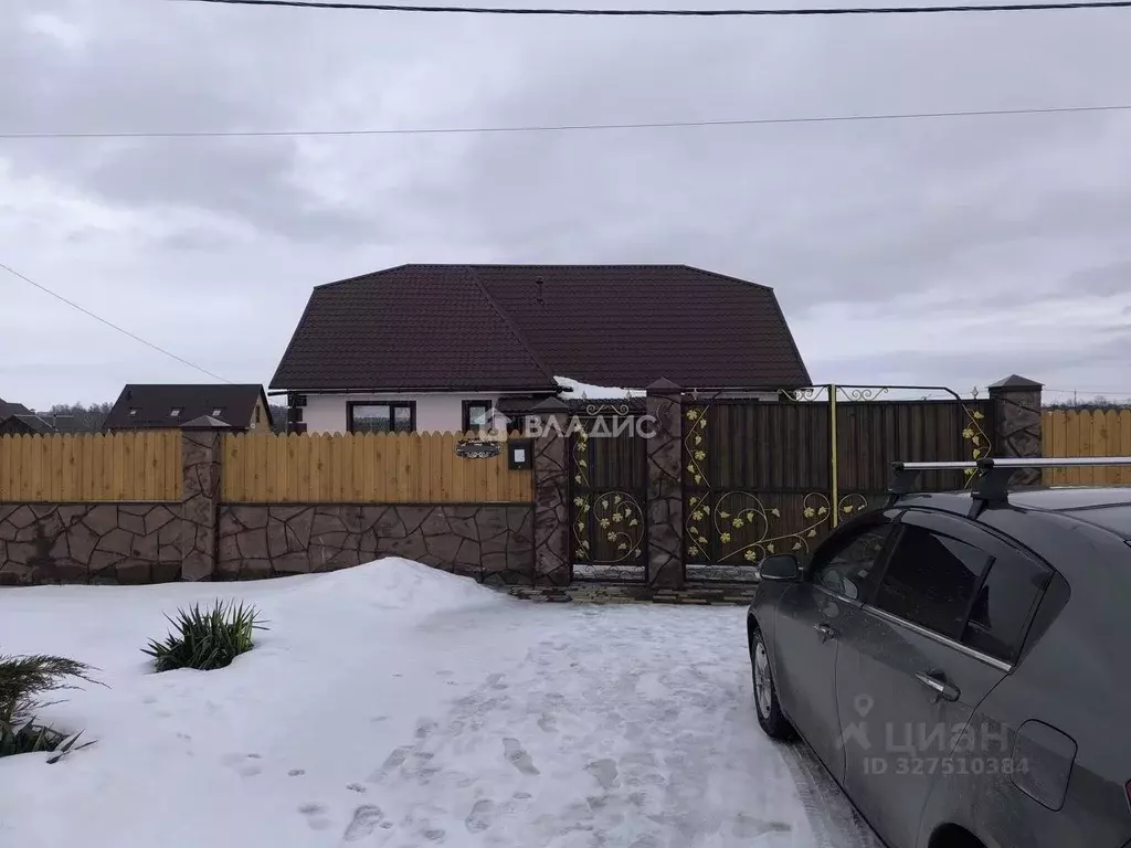 Дом в Белгородская область, Строитель Яковлевский городской округ, ул. ... - Фото 1
