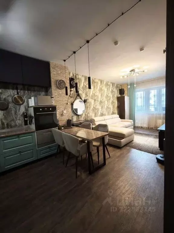 2-к кв. Красноярский край, Красноярск наб. Ярыгинская, 3 (44.5 м) - Фото 1