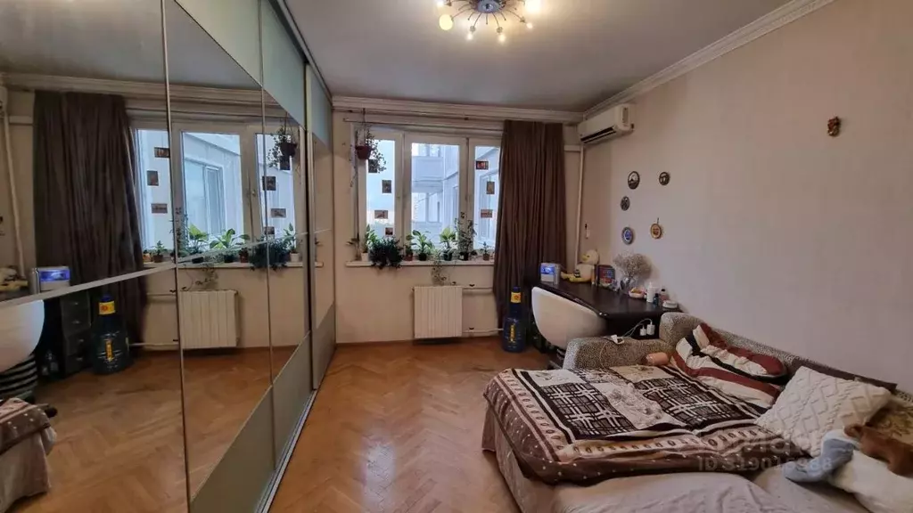 3-к кв. Москва Никулинская ул., 31 (77.1 м) - Фото 0