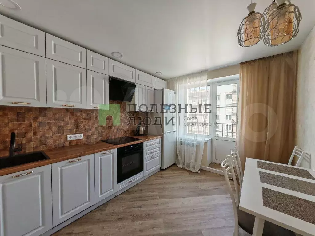 2-к. квартира, 55 м, 8/10 эт. - Фото 1