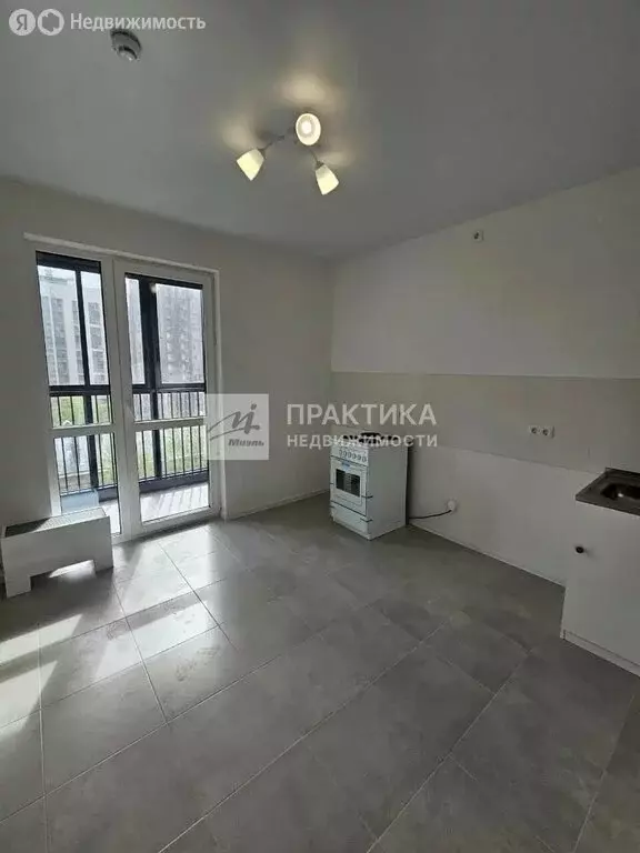 2-комнатная квартира: Москва, Зелёный проспект, 103 (57.4 м) - Фото 1