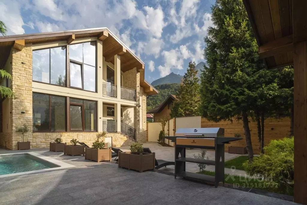 Дом в Краснодарский край, Сочи с. Эстосадок,  (370 м) - Фото 2