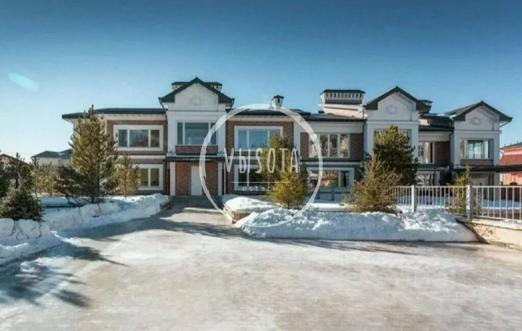 Таунхаус в Московская область, Одинцовский городской округ, д. ... - Фото 1