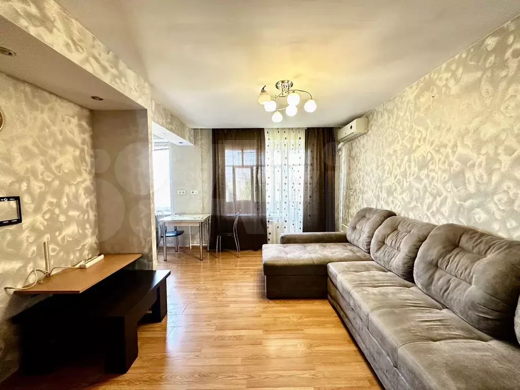 2-к. квартира, 46 м, 5/5 эт. - Фото 1