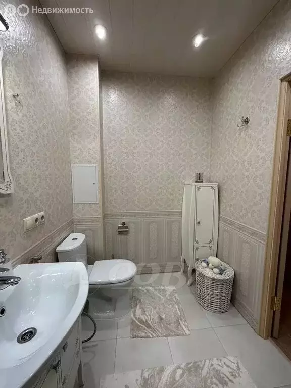 3-комнатная квартира: Махачкала, проспект Имама Шамиля, 23 (77 м) - Фото 1