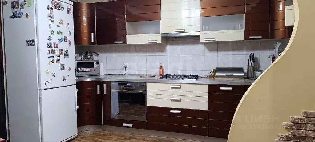 3-к кв. Крым, Симферополь пер. Совхозный (88.0 м) - Фото 1