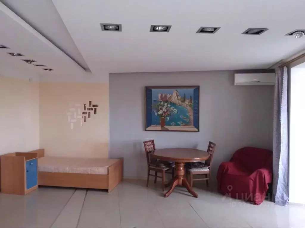 3-к кв. Севастополь ул. Глухова, 9 (90.0 м) - Фото 1