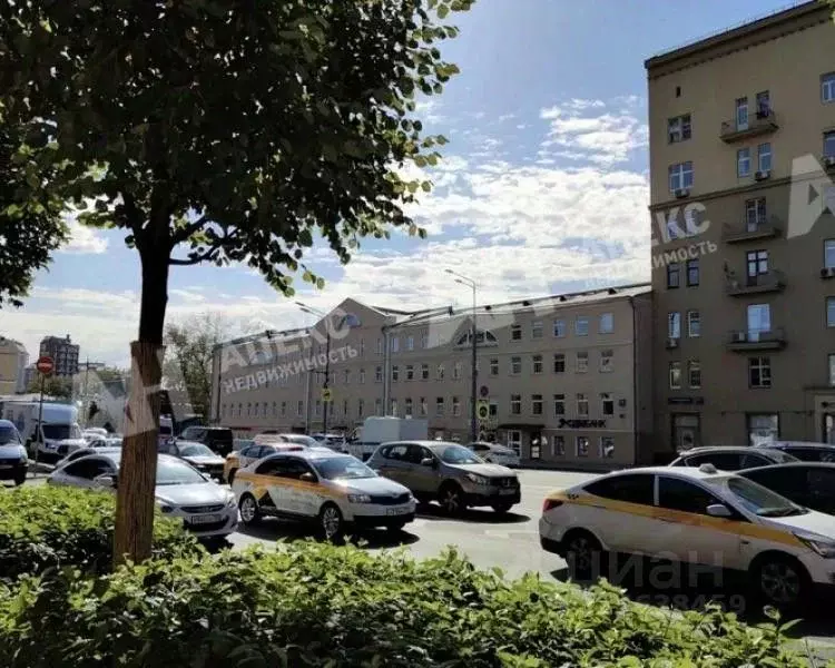 Офис в Москва ул. Земляной Вал, 54С2 (150 м) - Фото 1