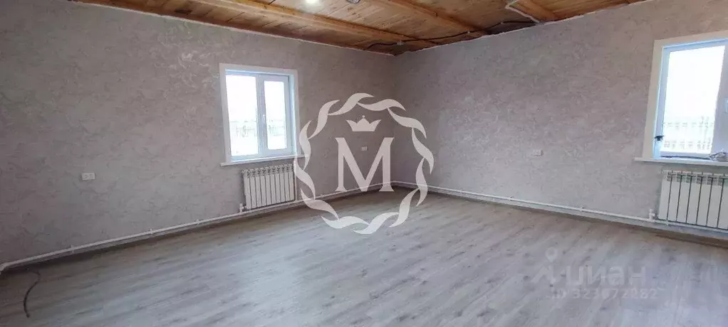 Дом в Бурятия, Иволгинский район, Гурульбинское с/пос, с. Гурульба ул. ... - Фото 1