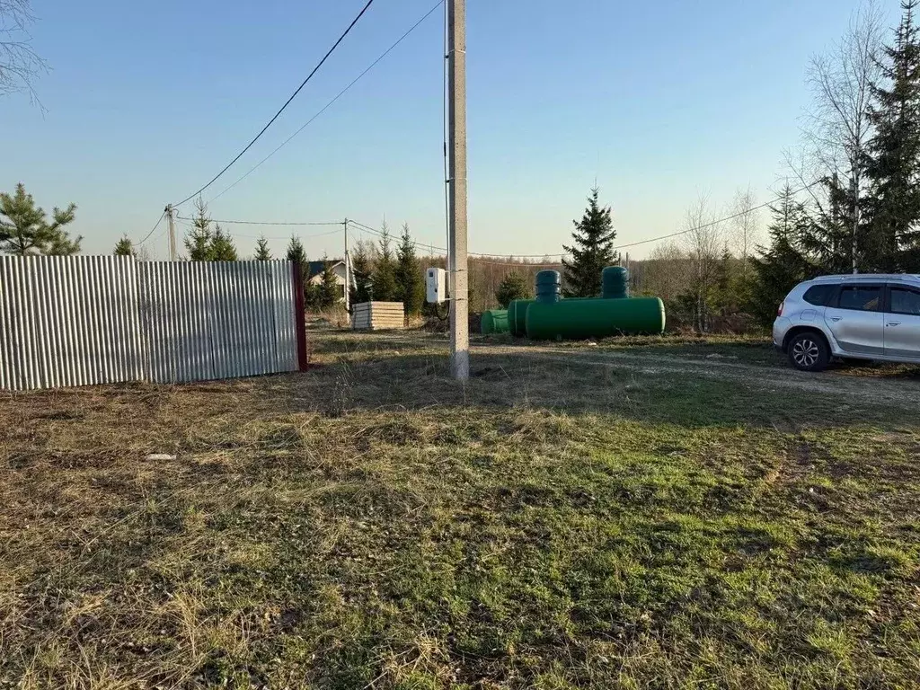Участок в Московская область, Истра муниципальный округ, д. Карасино ... - Фото 1