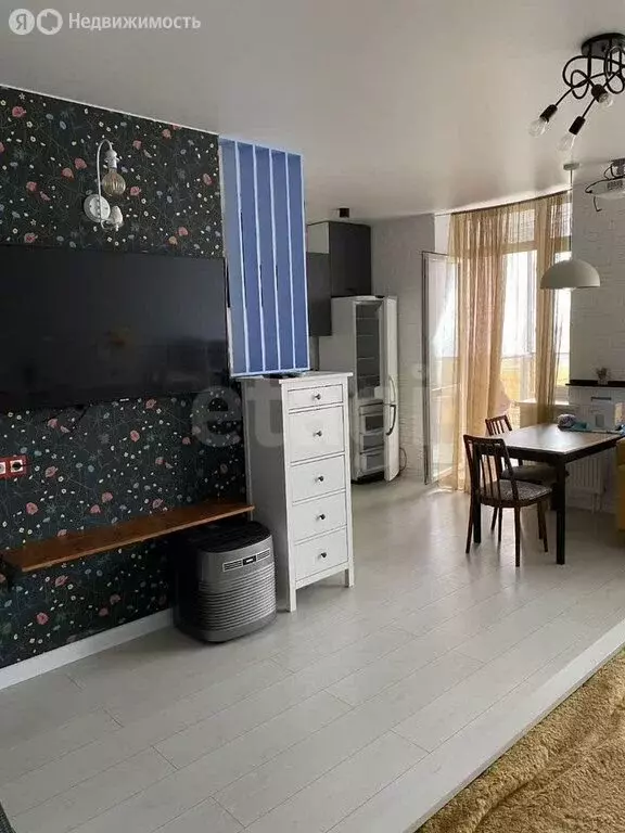 Квартира-студия: Воронеж, улица Революции 1905 года, 31Е (50.4 м) - Фото 2