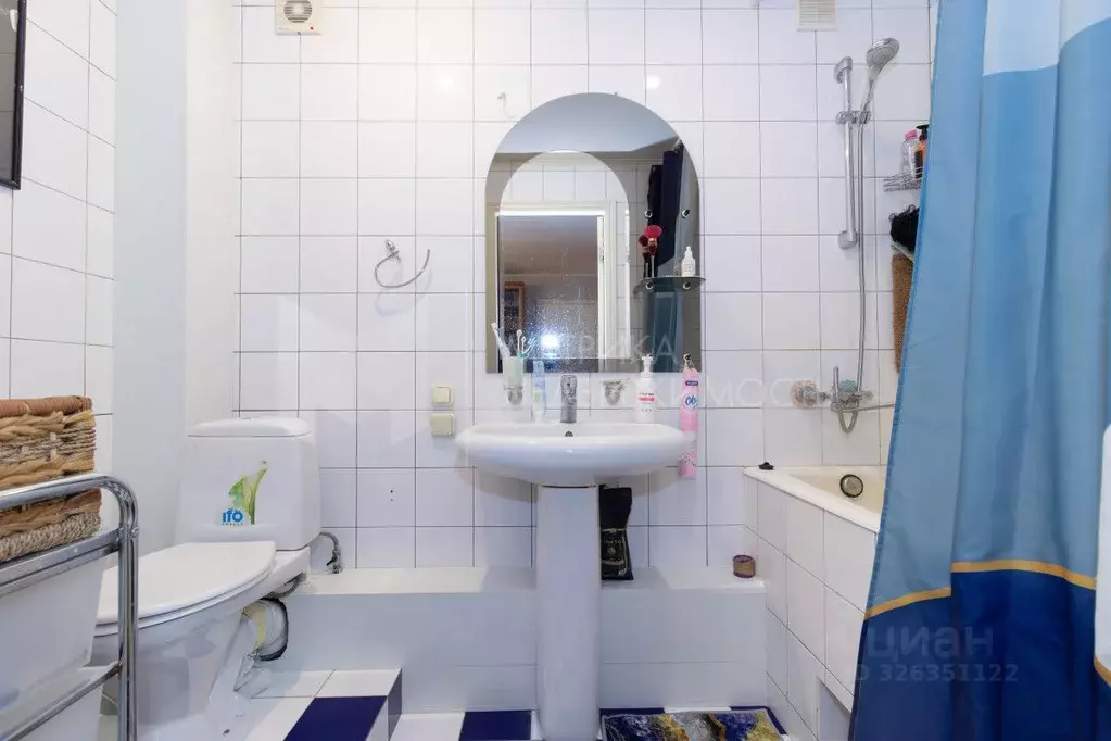 1-к кв. Тюменская область, Тюмень Транспортная ул., 119 (47.1 м) - Фото 1