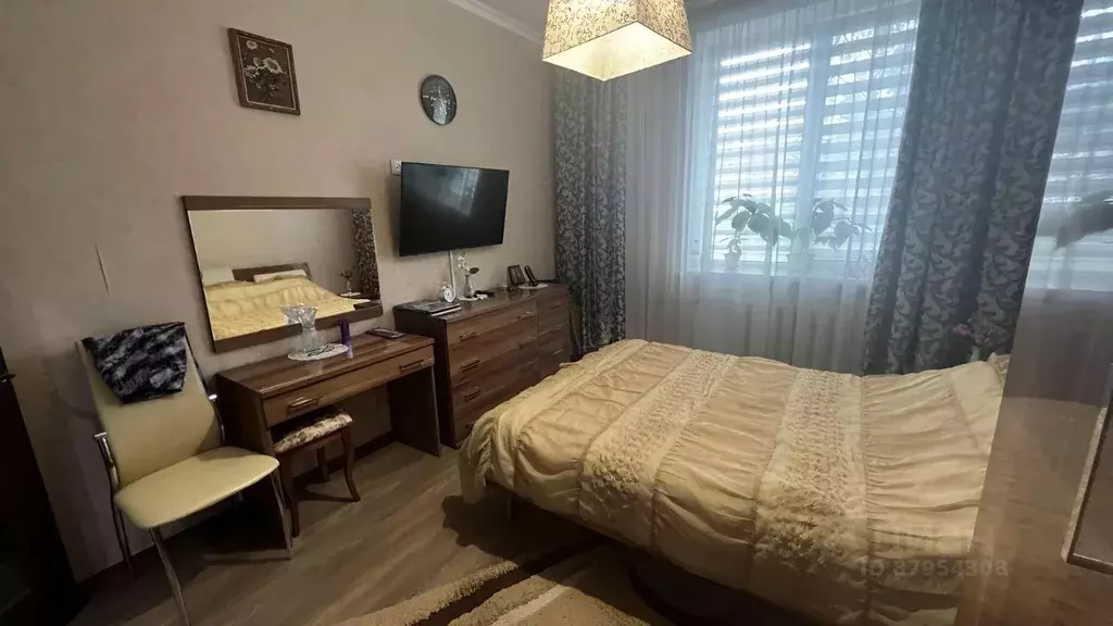 2-к кв. Крым, Керчь ул. Сергея Борзенко, 44 (51.0 м) - Фото 1