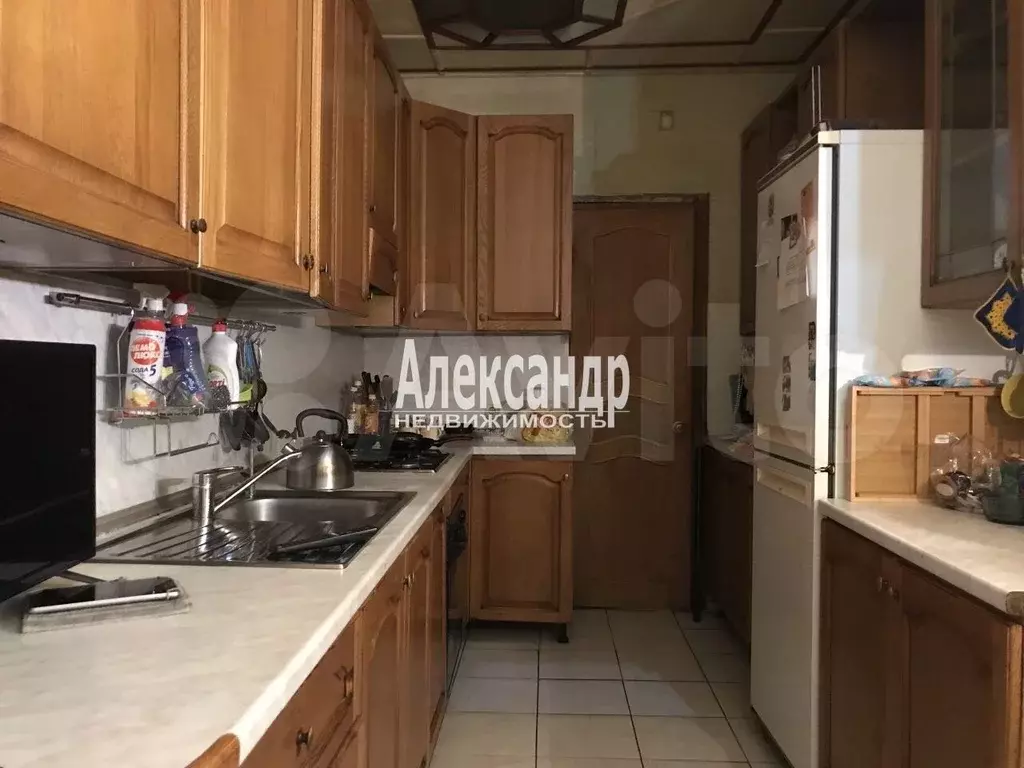 2-к. квартира, 64 м, 1/4 эт. - Фото 0