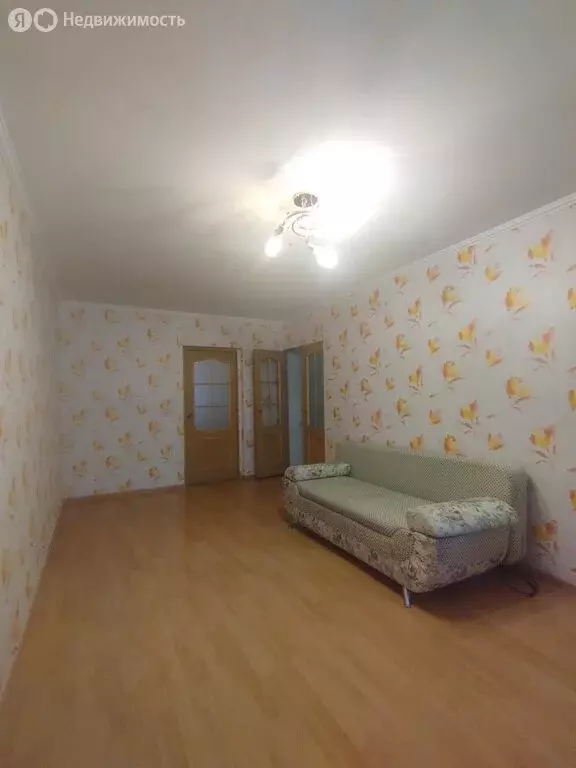 3-комнатная квартира: Омск, микрорайон Радуга, улица Жуковского, 31/1 ... - Фото 1