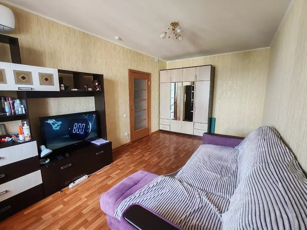1-к кв. Курская область, Курск просп. Вячеслава Клыкова, 63 (35.9 м) - Фото 1