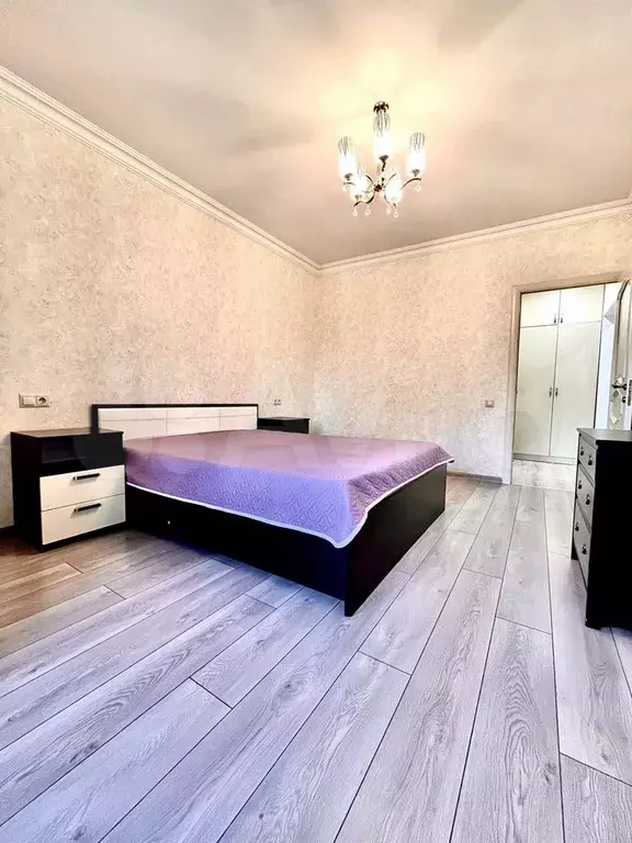 2-к. квартира, 75 м, 8/23 эт. - Фото 1