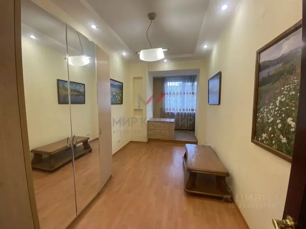 Свободной планировки кв. Хакасия, Абакан ул. Чертыгашева, 124 (90.0 м) - Фото 2