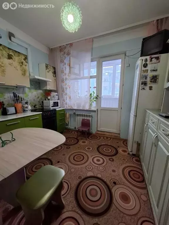 2-комнатная квартира: Нерюнгри, улица Лужников, 2/2 (64.6 м) - Фото 2