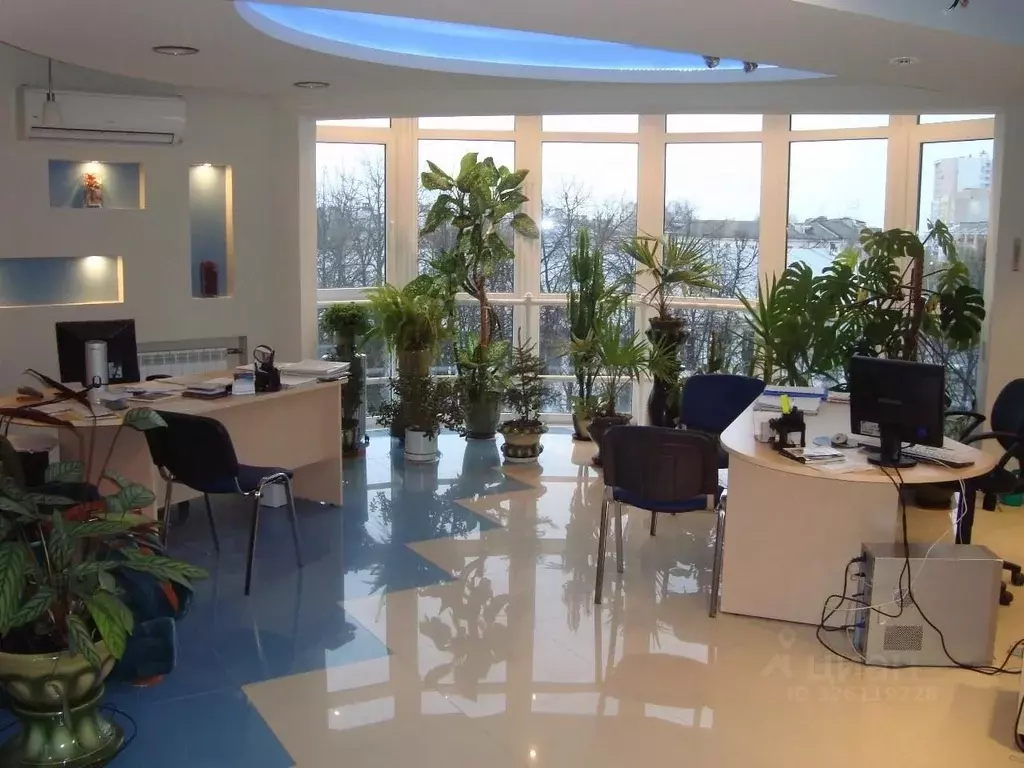 Офис в Владимирская область, Владимир ул. Горького, 56а (66 м) - Фото 1