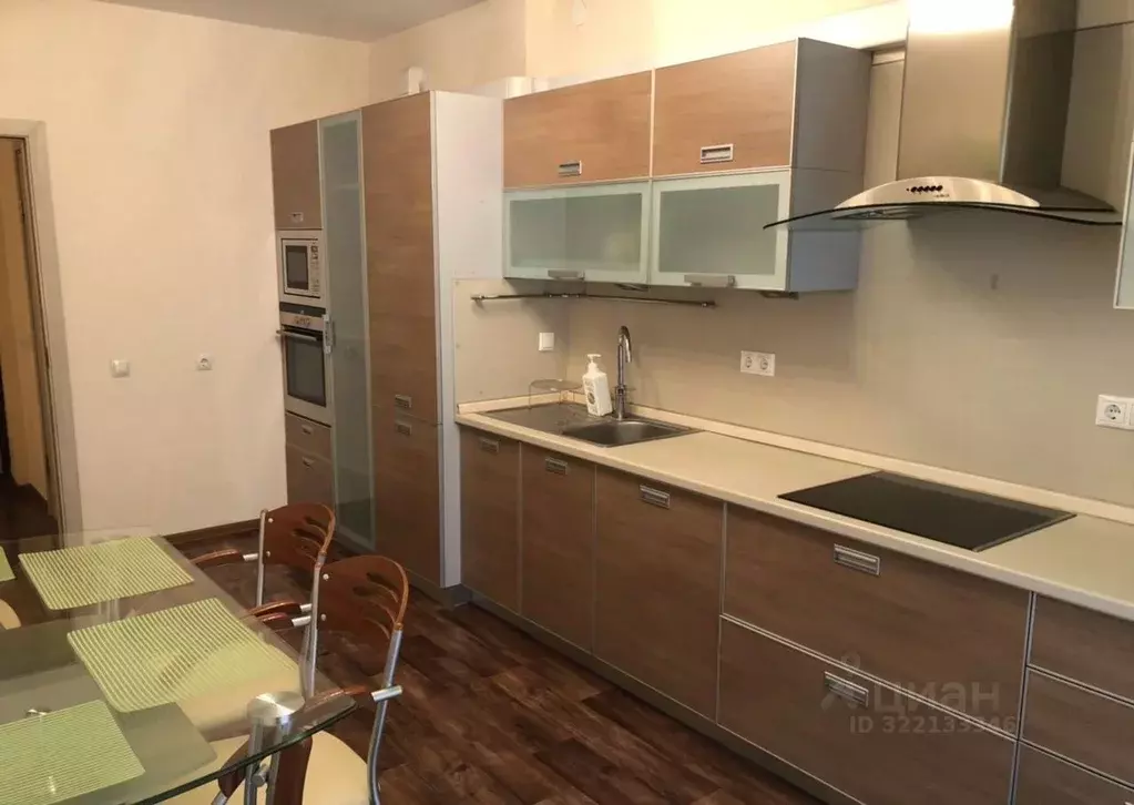 2-к кв. Красноярский край, Красноярск Парусная ул., 8 (69.0 м) - Фото 2