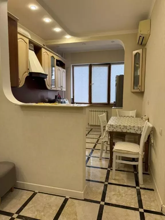 3-к кв. Ростовская область, Ростов-на-Дону ул. 14-я Линия, 15 (67.4 м) - Фото 1