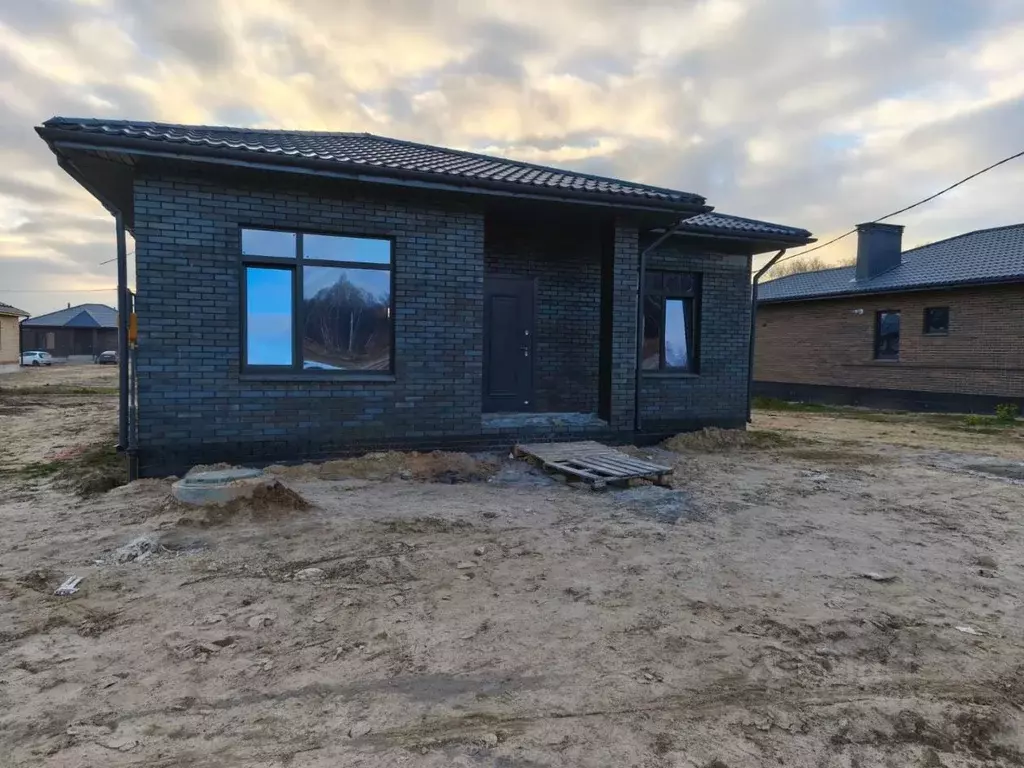 Дом в Татарстан, Высокогорский район, Семиозерское с/пос, д. Макаровка ... - Фото 1