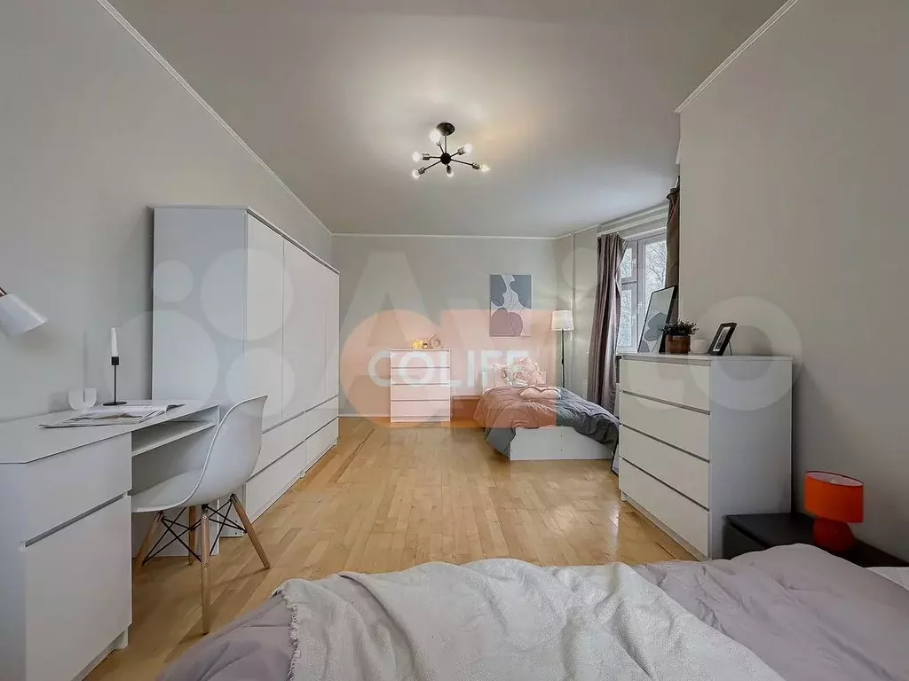 Койко-место 18,9 м в 3-к., 3/14 эт. - Фото 0